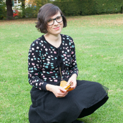 Dr. Eliane Retz